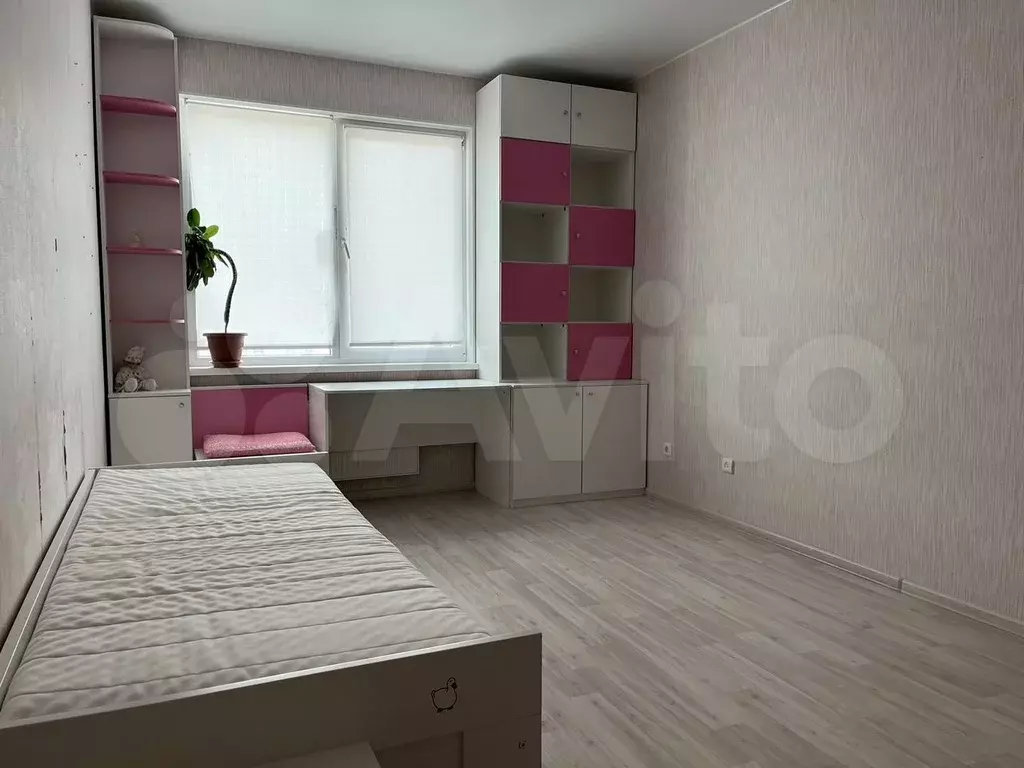 1-к. квартира, 42 м, 4/5 эт. - Фото 0