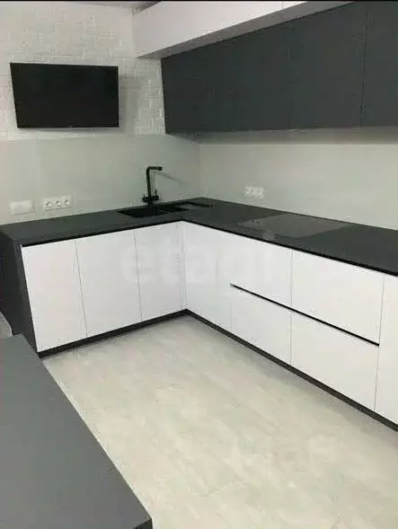 2-к кв. Воронежская область, Воронеж Тепличная ул., 26/10 (60.4 м) - Фото 1