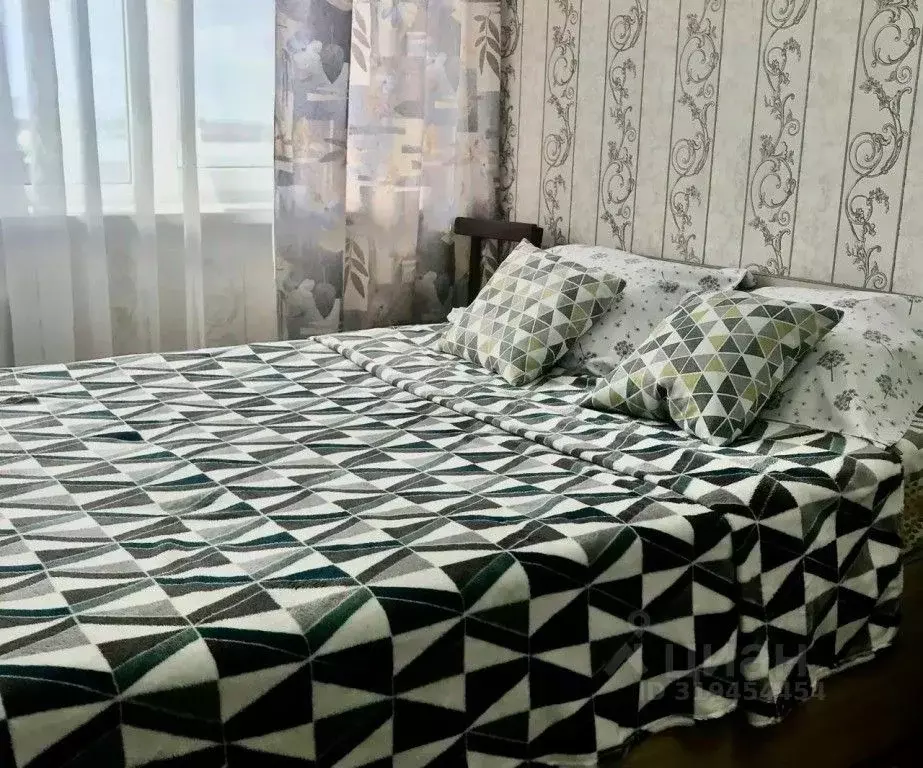 2-к кв. Башкортостан, Сибай ул. Клары Цеткин, 6 (45.0 м) - Фото 1