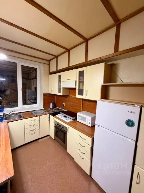 2-к кв. Мурманская область, Кировск Парковая ул., 18 (46.0 м) - Фото 1