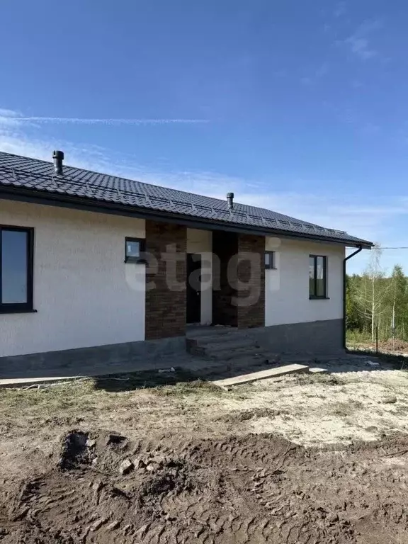 Дом в Курская область, Курский район, Нижнемедведицкий сельсовет, д. ... - Фото 0