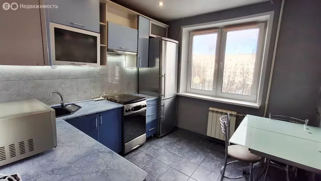 3-комнатная квартира: Смоленск, улица Гарабурды, 25 (63 м) - Фото 1