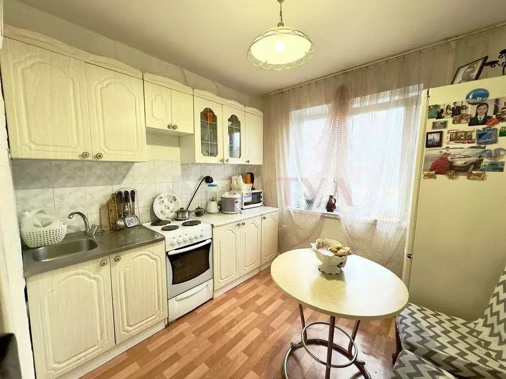 2-к кв. Белгородская область, Старый Оскол Жукова мкр, 21 (50.0 м) - Фото 2