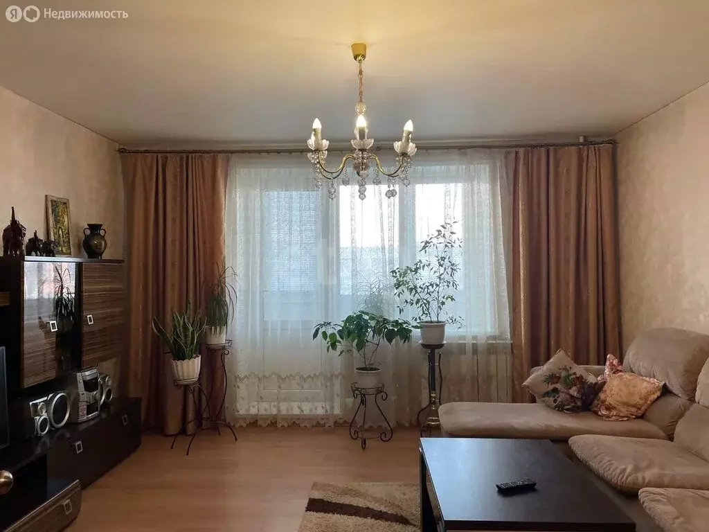 3-комнатная квартира: Абакан, улица Некрасова, 25 (64.4 м) - Фото 1