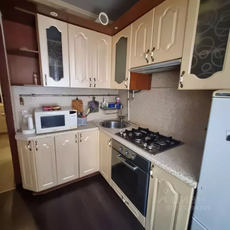 1-к кв. Новгородская область, Старая Русса Минеральная ул., 38 (30.0 ... - Фото 1