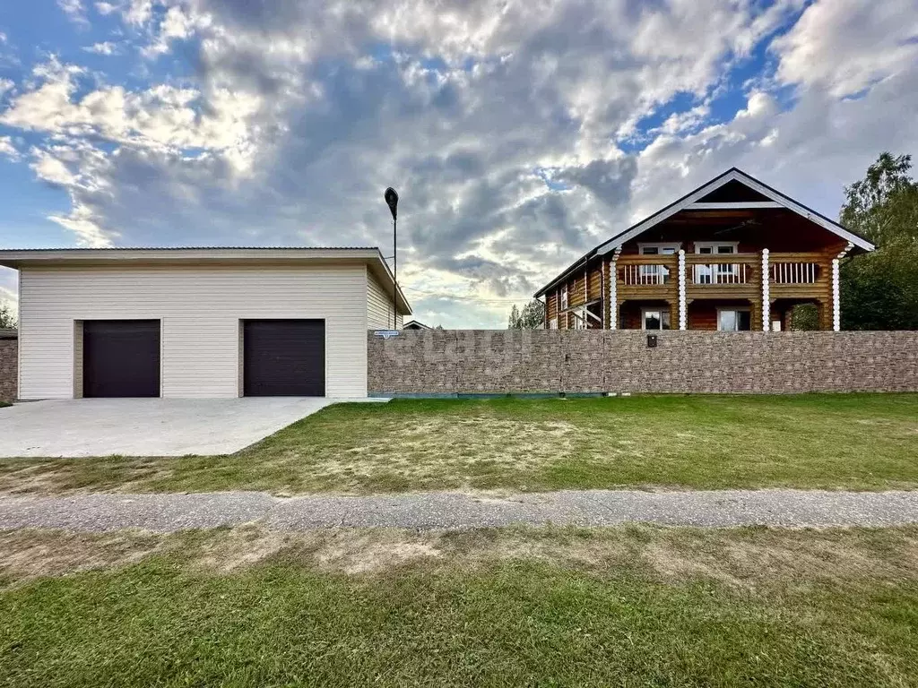 Дом в Марий Эл, Килемарский муниципальный округ, с. Юксары ул. ... - Фото 1