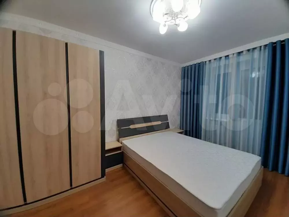 3-к. квартира, 70 м, 5/5 эт. - Фото 0