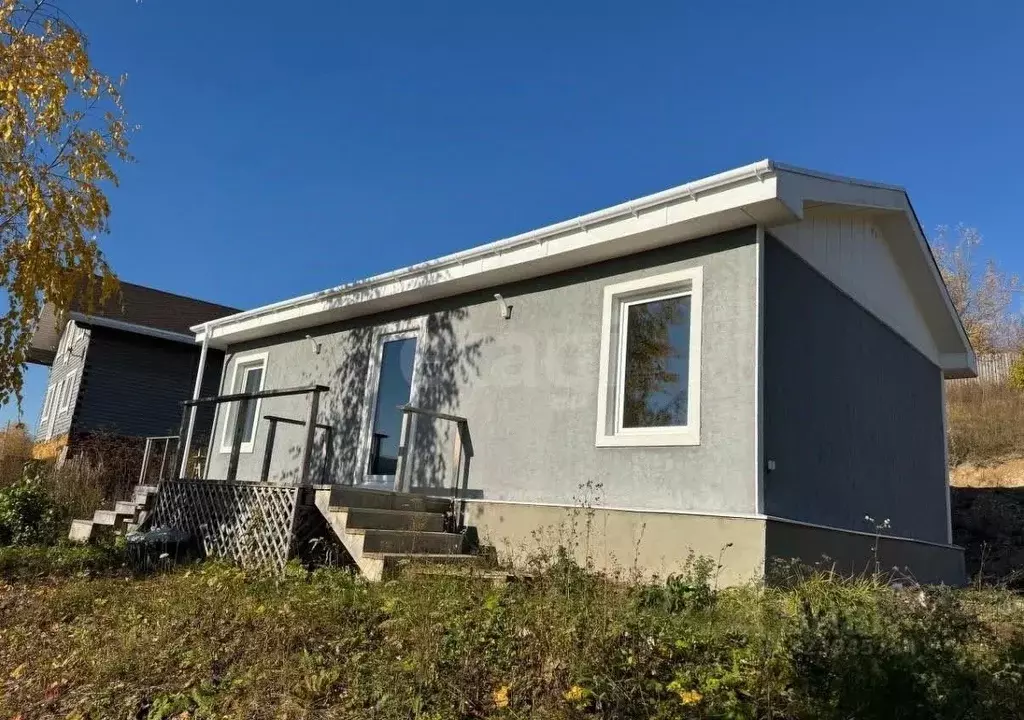 Дом в Пермский край, Добрянский муниципальный округ, Полазна рп ул. ... - Фото 1