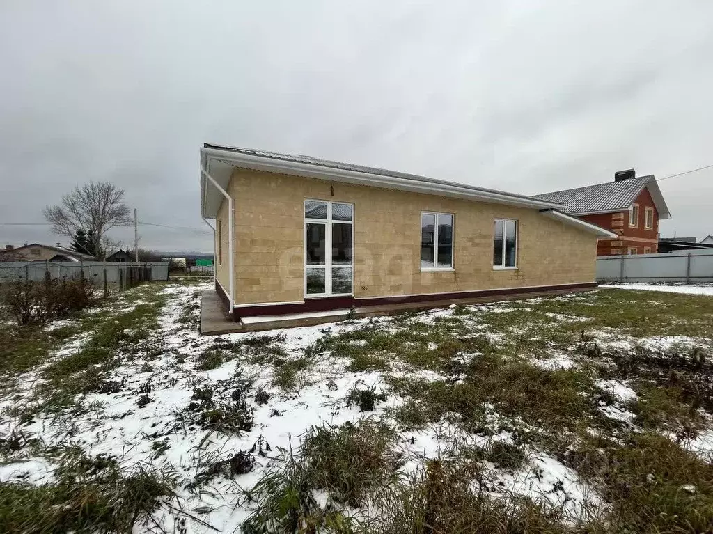 Дом в Башкортостан, Уфа городской округ, д. Зинино ул. Ракитовая, 80 ... - Фото 1