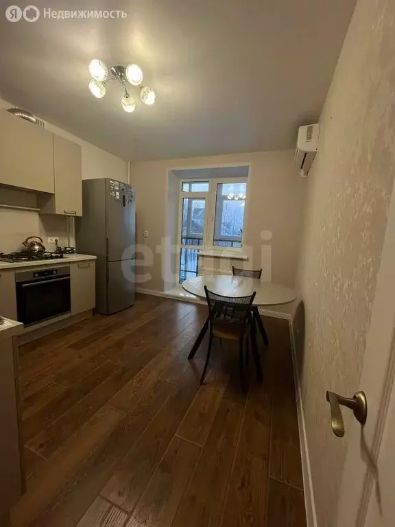 2-комнатная квартира: село Лобаново, улица Строителей, 2/3 (54 м) - Фото 2