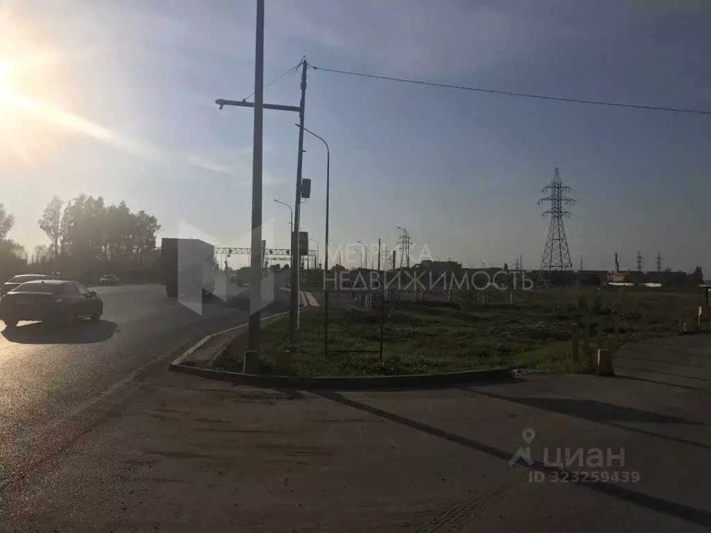 Помещение свободного назначения в Тюменская область, Тюмень Старый ... - Фото 1