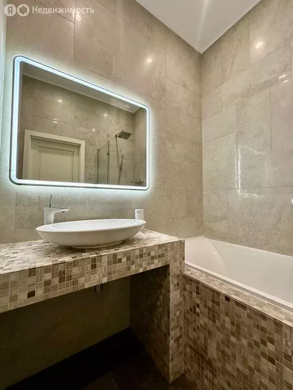 3-комнатная квартира: Санкт-Петербург, Тульская улица, 8 (84 м) - Фото 1