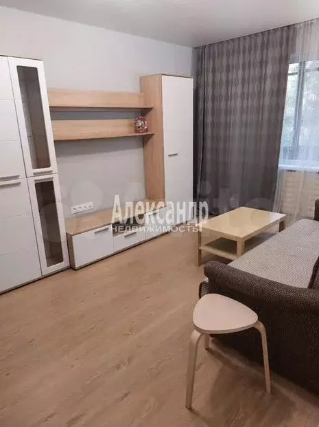 1-к. квартира, 31м, 2/5эт. - Фото 0