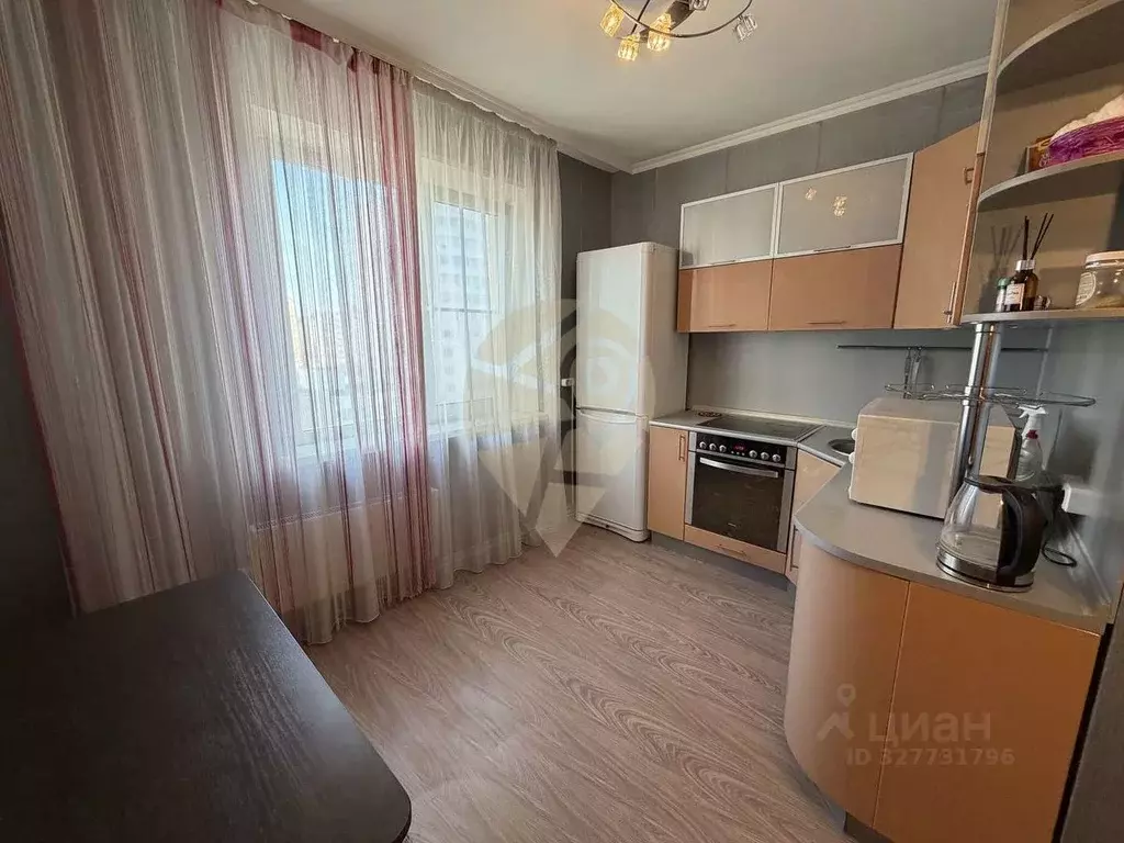1-к кв. Белгородская область, Старый Оскол Восточный мкр, 12 (37.1 м) - Фото 1