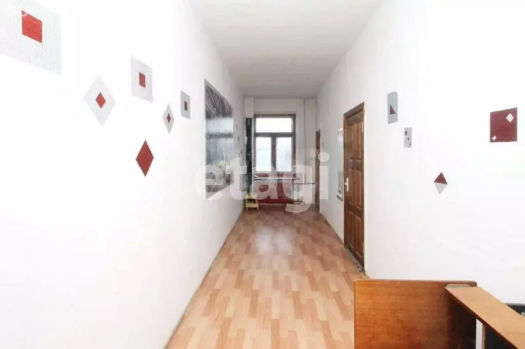 4-комнатная квартира: Ялуторовск, улица Ватутина, 1 (130.7 м) - Фото 2