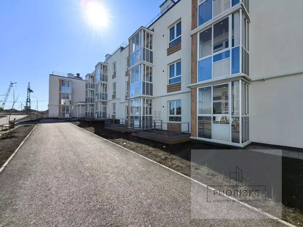 2-к кв. Челябинская область, Магнитогорск ул. Зеленый Лог, 67Г/2 (57.0 ... - Фото 2