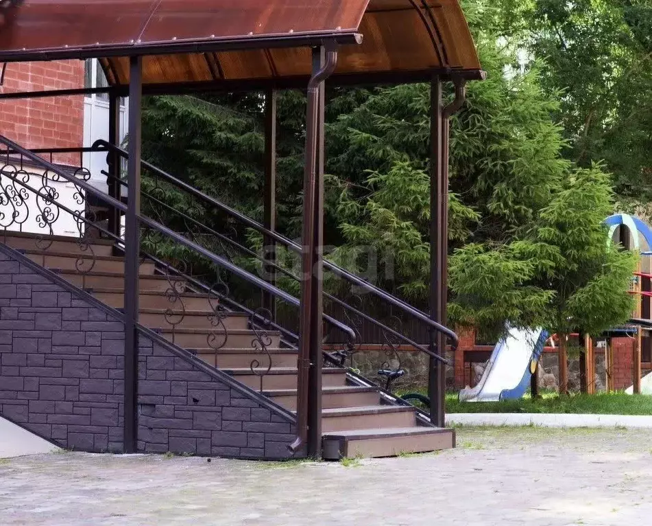 4-к кв. Курская область, Курск ул. Белинского, 3 (152.9 м) - Фото 1