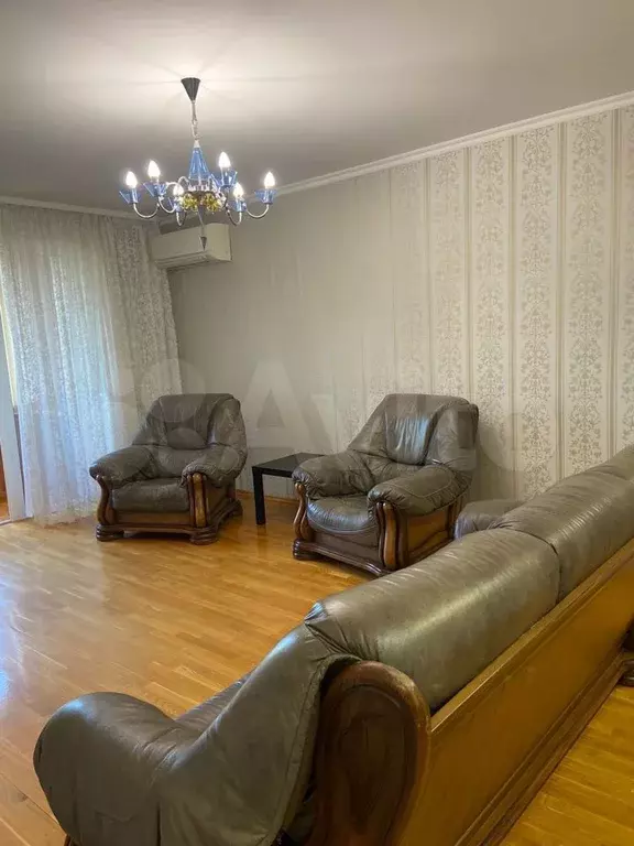 2-к. квартира, 60 м, 10/15 эт. - Фото 1