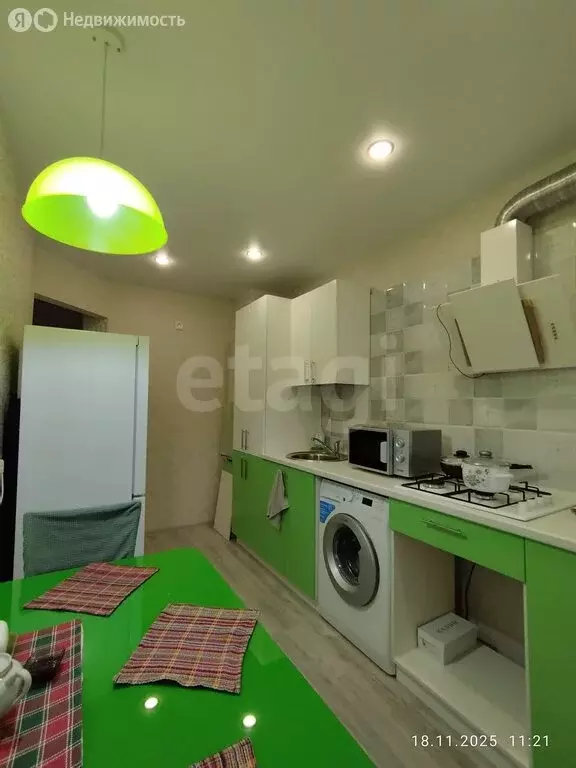 1-комнатная квартира: Медведево, посёлок городского типа Медведево, ... - Фото 2