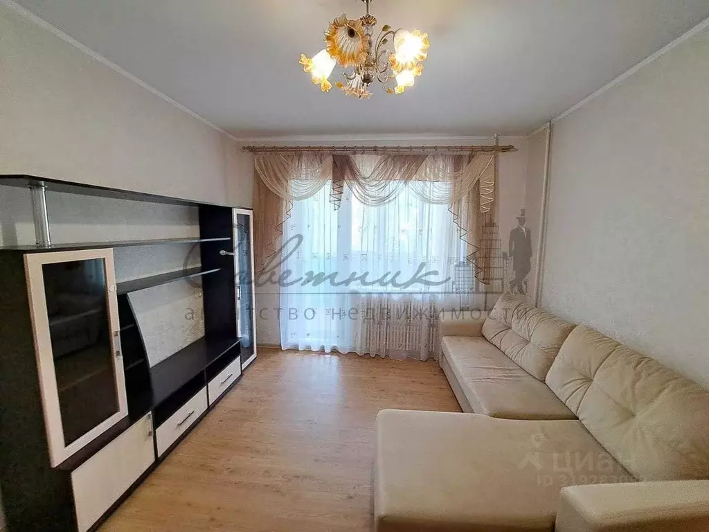 2-к кв. Белгородская область, Старый Оскол Жукова мкр, 23 (48.0 м) - Фото 0
