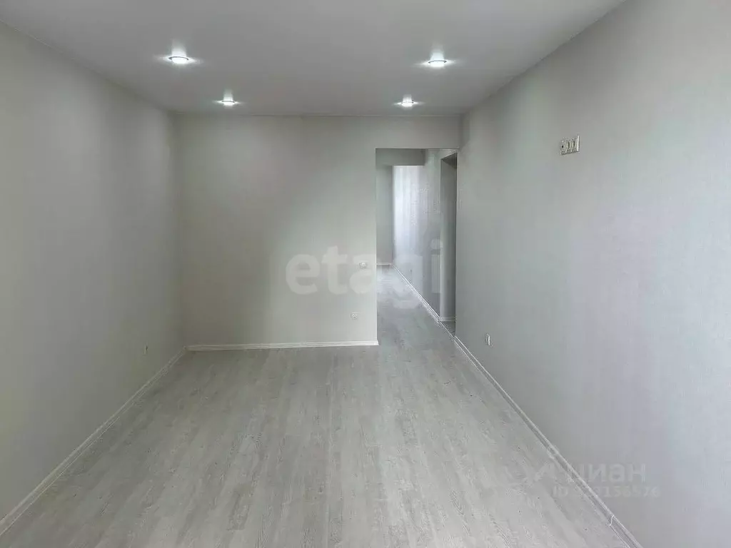 1-к кв. Кировская область, Киров Березниковский пер., 34 (41.8 м) - Фото 1