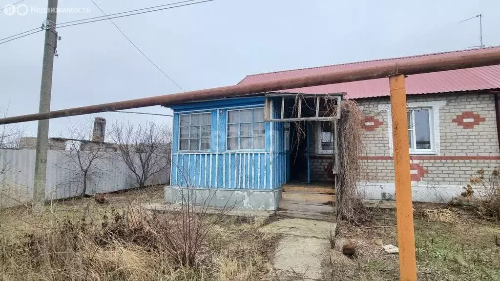 Дом в Тамбовская область, Петровский муниципальный округ, село Крутое ... - Фото 1