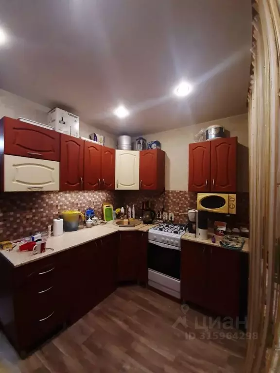 1-к кв. Саратовская область, Красный Октябрь рп ул. Нефтяников, 8 ... - Фото 1