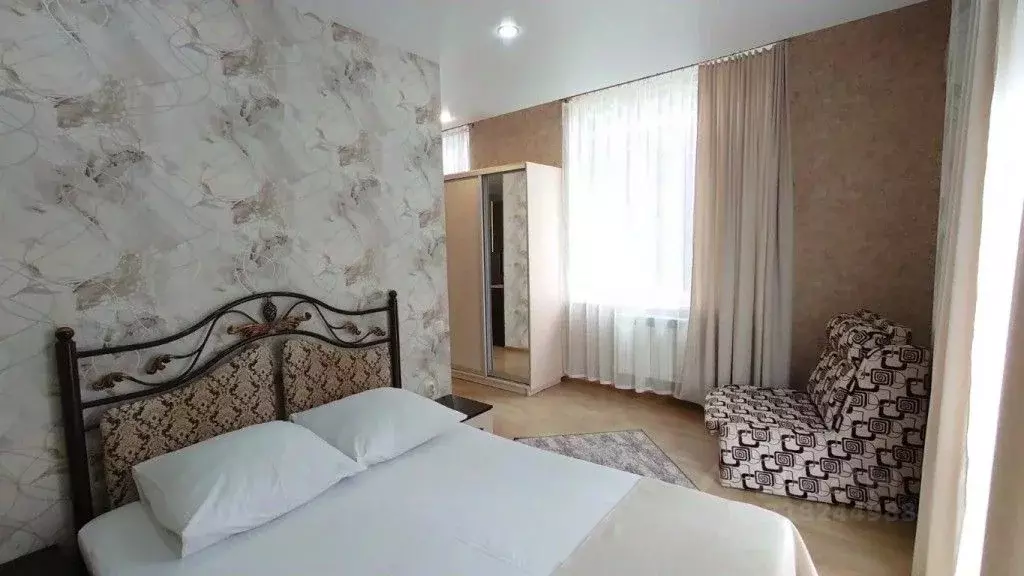 1-к кв. Краснодарский край, Сириус пгт ул. Тюльпанов, 3 (35.0 м) - Фото 0