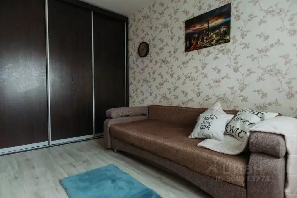 1-к кв. Красноярский край, Красноярск ул. Академгородок, 17А (40.0 м) - Фото 1