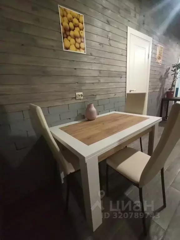 2-к кв. Ямало-Ненецкий АО, Салехард ул. Канева, 11 (36.0 м) - Фото 1