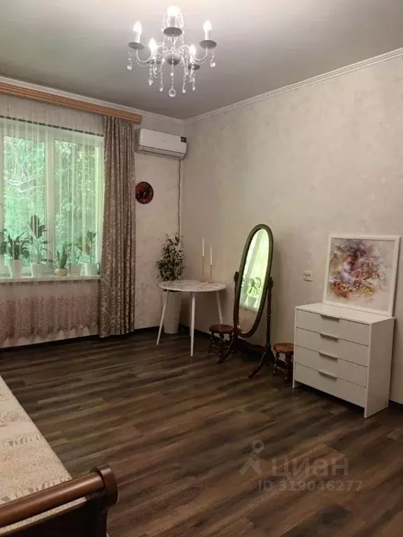 3-к кв. Краснодарский край, Туапсе ул. Максима Горького (75.6 м) - Фото 1