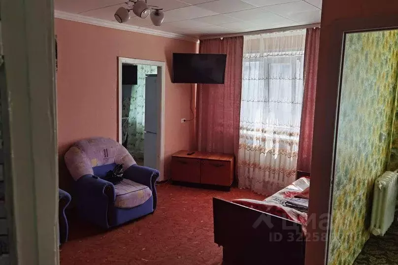 2-к кв. Магаданская область, Ягодное пгт ул. Спортивная, 21 (46.0 м) - Фото 2