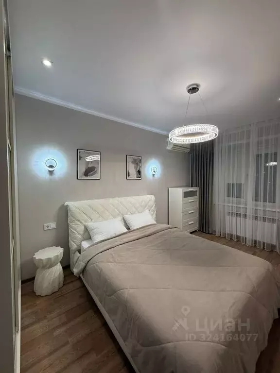 2-к кв. Астраханская область, Астрахань ул. Савушкина, 4к2 (69.0 м) - Фото 2