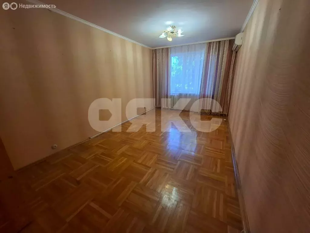 3-комнатная квартира: Майкоп, 7-й переулок, 16 (63.5 м) - Фото 1