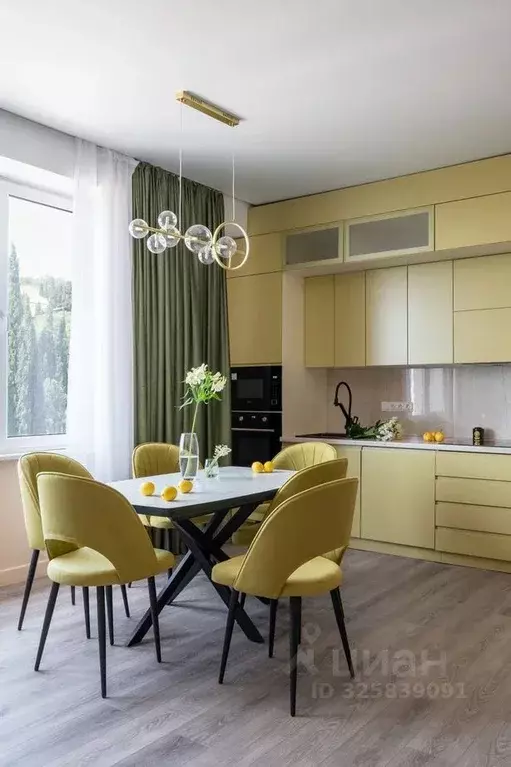 3-к кв. Крым, Ялта муниципальный округ, Восход пгт ул. Наташинская, 2Ж ... - Фото 1