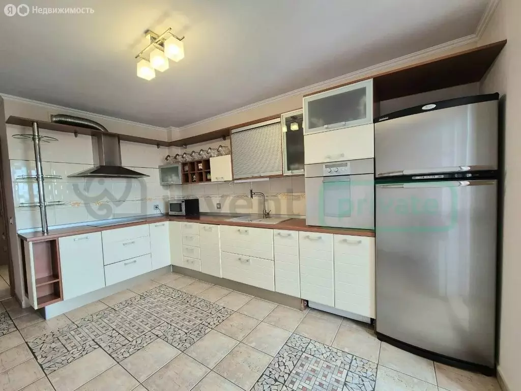 3-комнатная квартира: Калининград, улица Генерала Буткова, 1 (87.9 м) - Фото 0