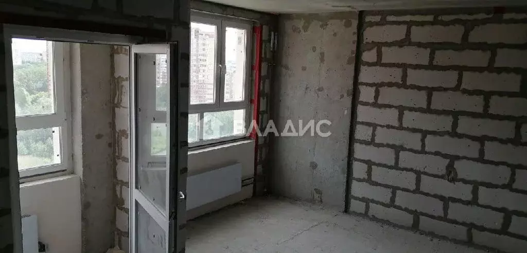 Продается 1-комнатная квартира - Фото 2