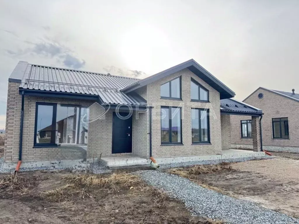 Дом в Тюменская область, Тюменский муниципальный округ, с. Каменка  ... - Фото 2