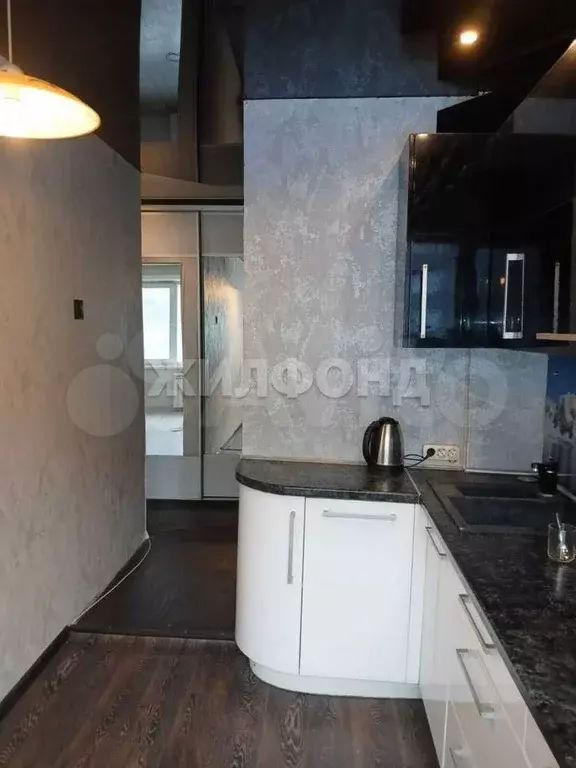2-к. квартира, 43,2 м, 1/9 эт. - Фото 1