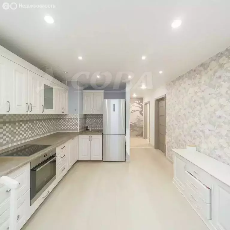 3-комнатная квартира: Тюмень, улица Александра Митинского, 5 (92 м) - Фото 1