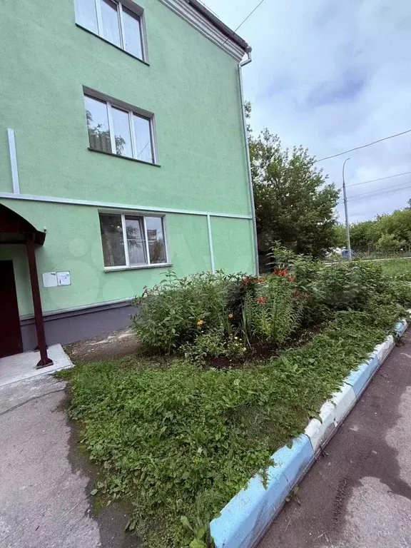 Комната 16,2 м в 3-к., 3/3 эт. - Фото 1