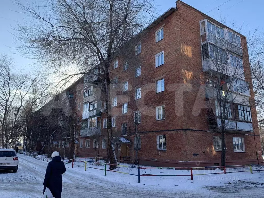 2-к кв. Омская область, Омск ул. Орджоникидзе, 268 (38.3 м) - Фото 1