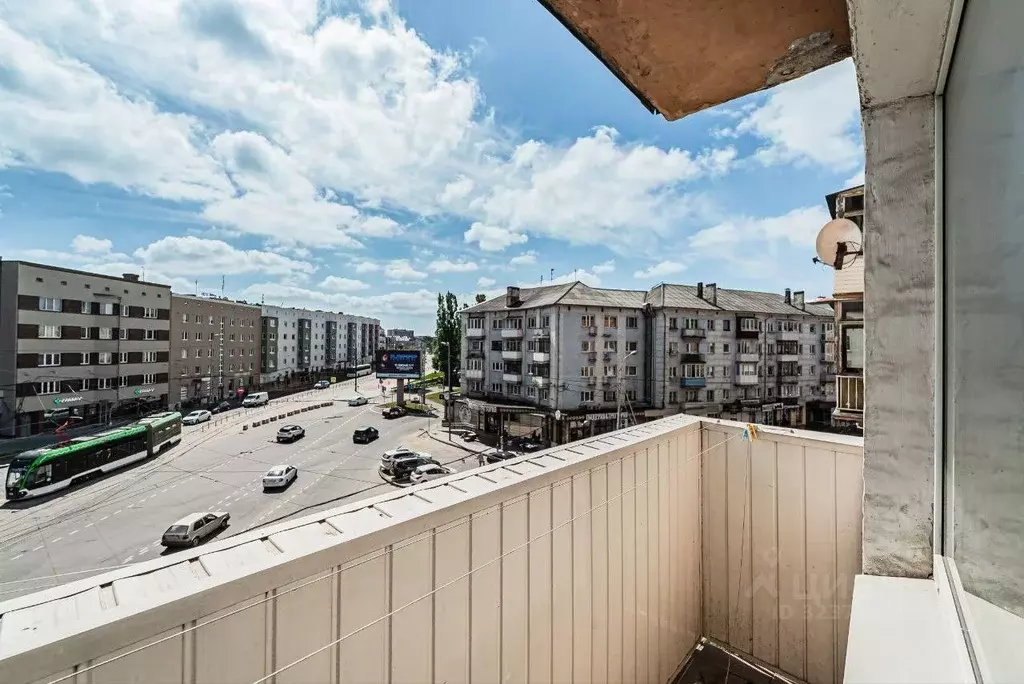 2-к кв. Калининградская область, Калининград ул. Багратиона, 114 (63.5 ... - Фото 2