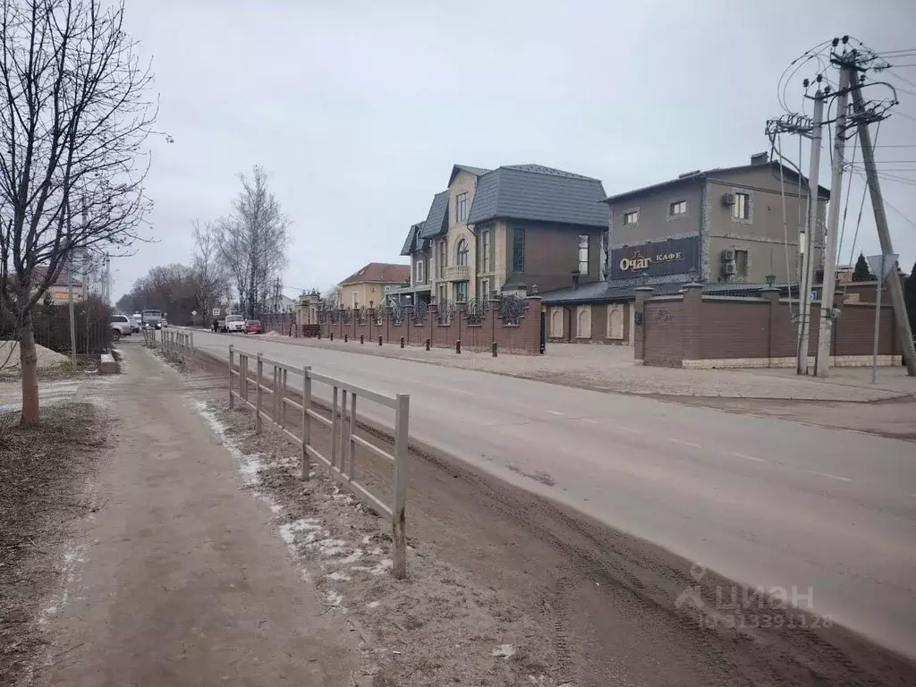 Дом в Брянская область, Брянский район, Снежское с/пос, с. Толмачево  ... - Фото 1