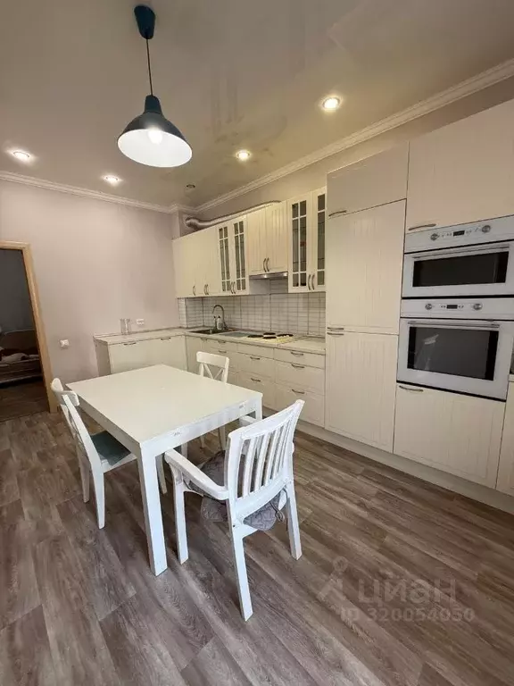 2-к кв. Татарстан, Казань ул. Адоратского, 1а (64.0 м) - Фото 2