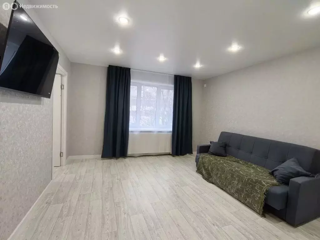 3-комнатная квартира: Волгоград, проспект имени В.И. Ленина, 64/1 (55 ... - Фото 1