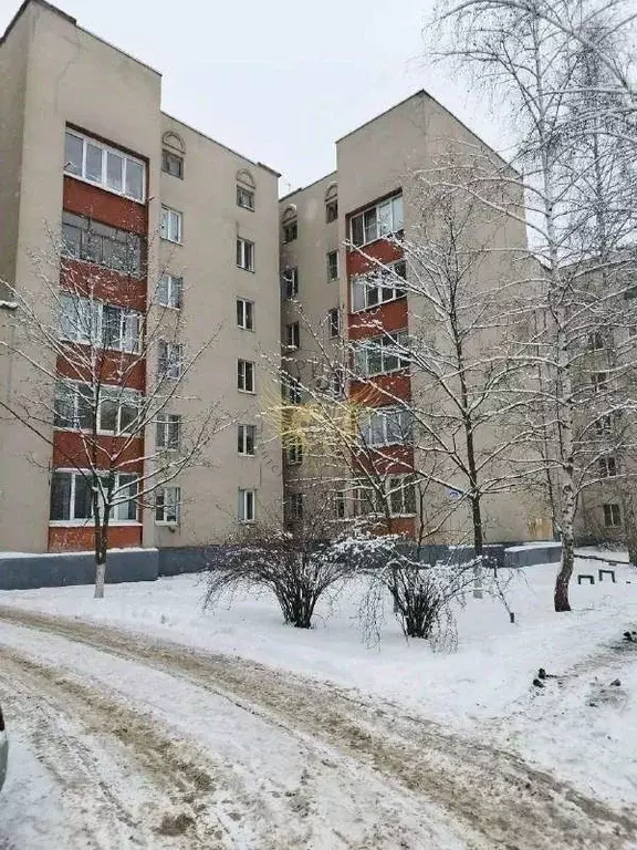 3-к кв. Белгородская область, Старый Оскол Дубрава мкр, 1 кв-л, 11 ... - Фото 1