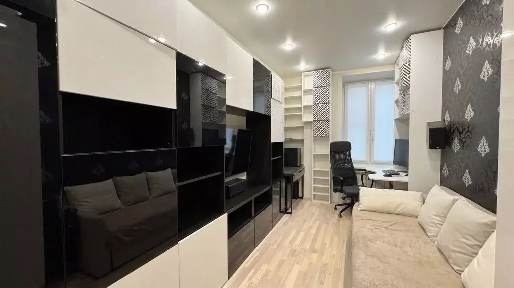 2-к кв. Московская область, Красногорск Октябрьская ул., 7 (56.3 м) - Фото 2