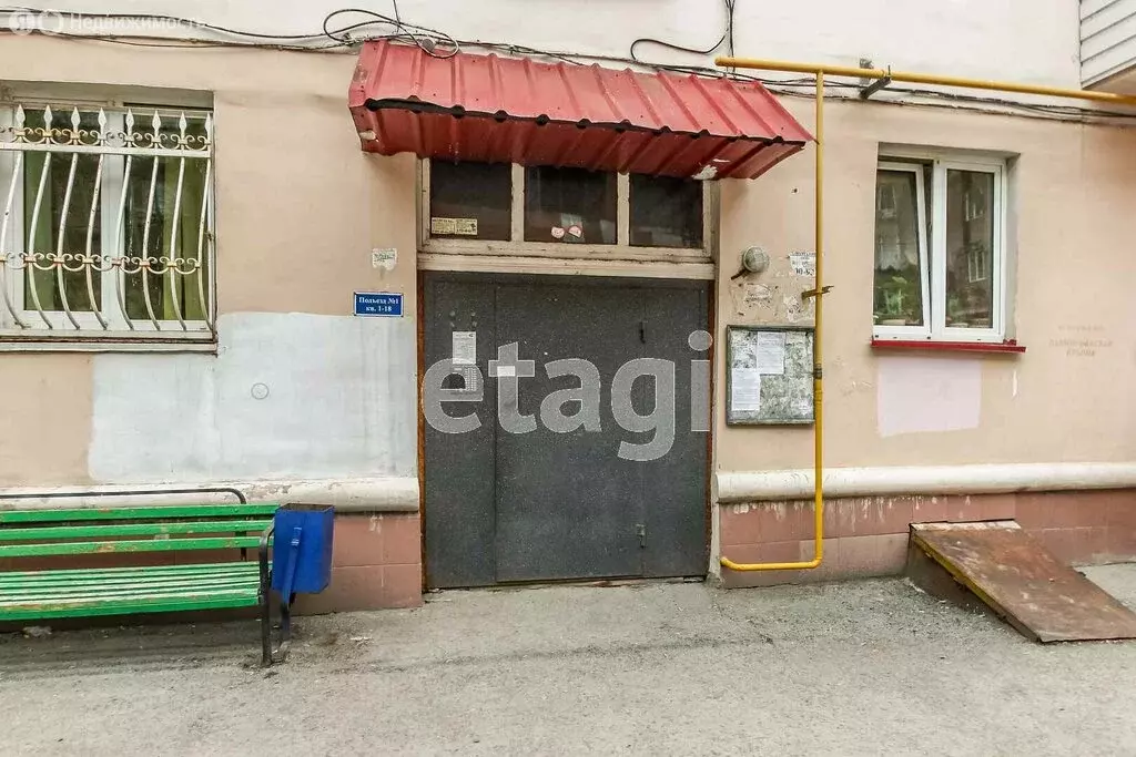 2-комнатная квартира: Тюмень, улица Урицкого, 44 (42 м) - Фото 1