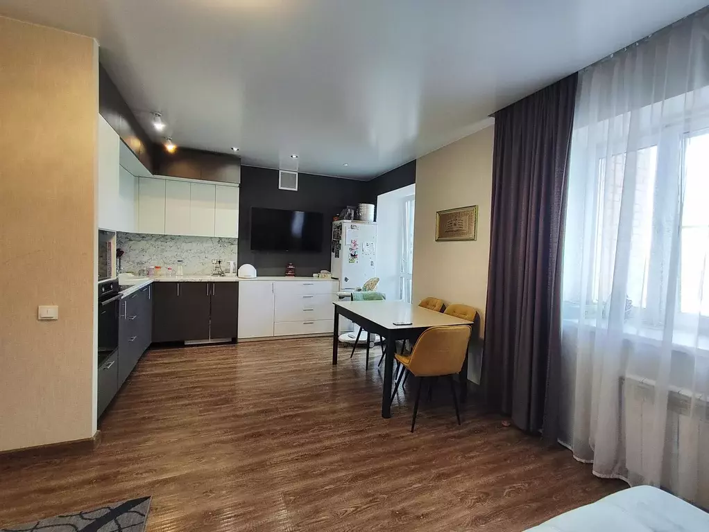 Продаётся 2-к квартира, 56 м - Фото 1